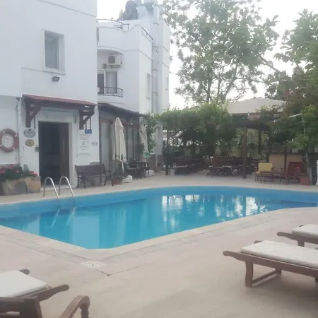 Seaside Otel 2*